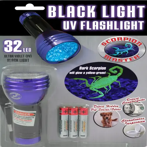 UV Flashlight 32 LED Black/Purple LED AAA Battery Black/Purple