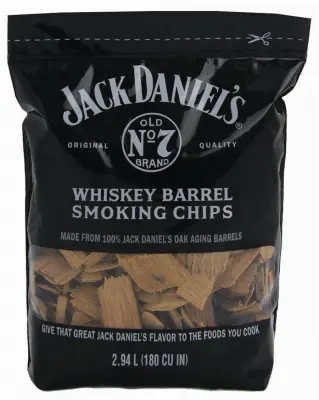 Jack Daniels Wood Smoking Chips Whiskey Barrel All Natural Oak 180 cu in 01749 Jack Daniels Wood Smoking Chips Whiskey Barrel All Natural Oak 180 cu in 01749