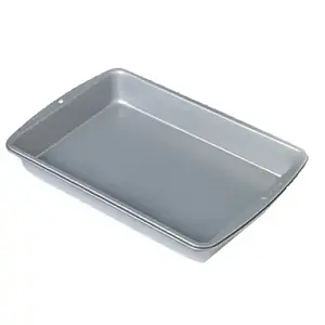 WILTON 191003185 Recipe Right 13 x 9-Inch Non-Stick Oblong Cake Pan Gray