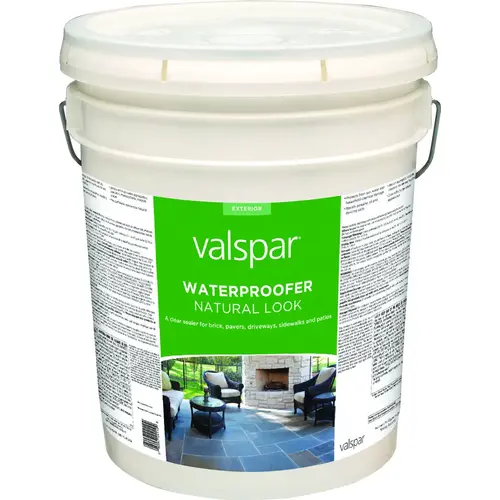 Valspar 024.00.008 Natural Look Waterproofer, Liquid, 5 gal Pail Flat Valspar 024.00.008 Natural Look Waterproofer, Liquid, 5 gal Pail Flat