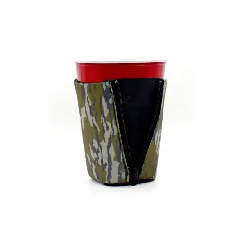 Mossy Oak Bottomland Magnetic Can Koozie Mossy Oak Bottomland Magnetic Can Koozie