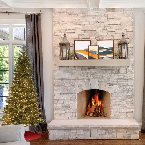 Christmas Tree 7 ft. Slim LED 3080 ct Deluxe Dalton Christmas Tree 7 ft. Slim LED 3080 ct Deluxe Dalton