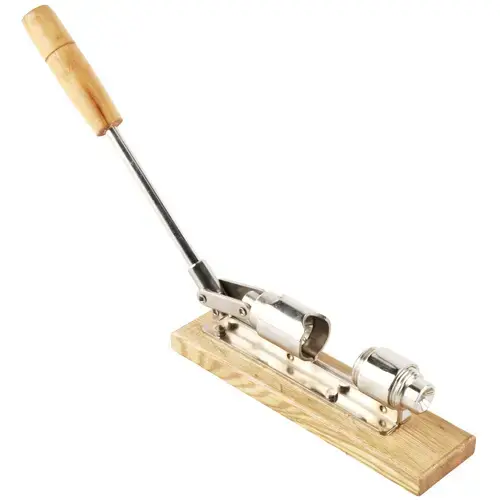 Nut Cracker Silver/Wood Steel Silver/Wood