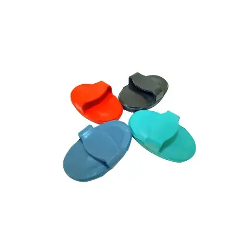 TOUGH ONE JUNIOR RUBBER CURRY COMB - BLACK