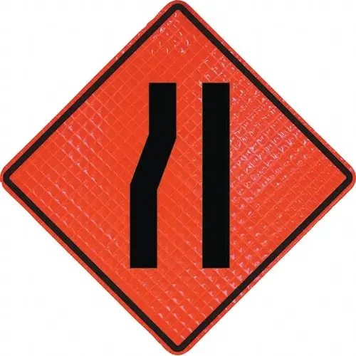 Traffic Control Sign: Triangle Traffic Control Sign: Triangle