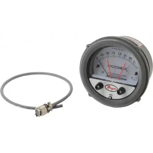 25 Max psi, 2% Accuracy, NPT Thread Photohelic Pressure Switch