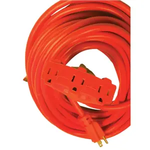 WOODS WIRE 825 14/3 25 ft POWER BLOCK W/3 OUTLETS ORANGE