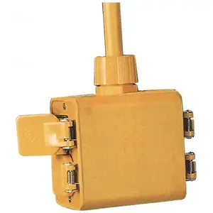 Woodhead Electrical 3005 Electrical Outlet Box: Rectangle, 4" OAH, 4" OAW, 1 Gang