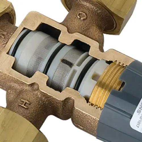 Symmons Maxline Thermostatic Mixing Valve 3/4" Male Npt Connection Symmons Maxline Thermostatic Mixing Valve 3/4" Male Npt Connection