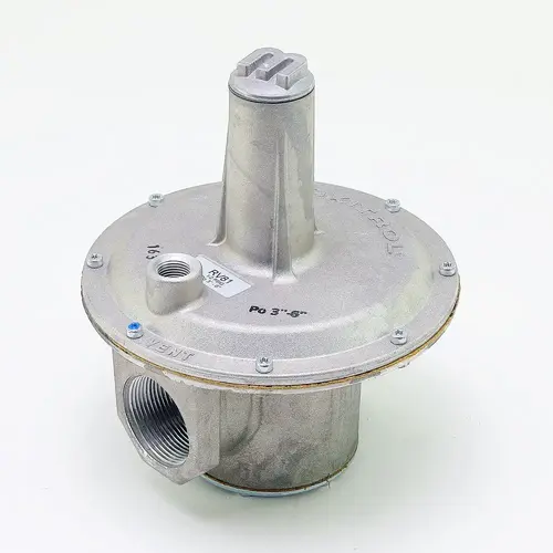 Maxitrol 1 1/2"npt 3-6"wc Op Straight-Thru Flow Design Appliance Regulator