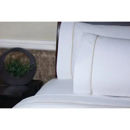 King Pillowcase T250 60/40 Cotton/Poly Blend 23x40 - pack of 72 King Pillowcase T250 60/40 Cotton/Poly Blend 23x40 - pack of 72