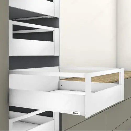 MERIVOBOX BLUMOTION inner pull-out with gallery and front piece E height Silk White MERIVOBOX BLUMOTION inner pull-out with gallery and front piece E height Silk White