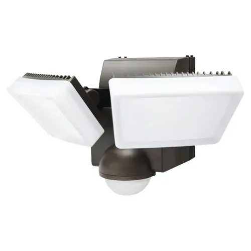 Bronze 800 Lm. LED Motion Sensing Battery Operated 2-Head Security Light Fixture Bronze 800 Lm. LED Motion Sensing Battery Operated 2-Head Security Light Fixture