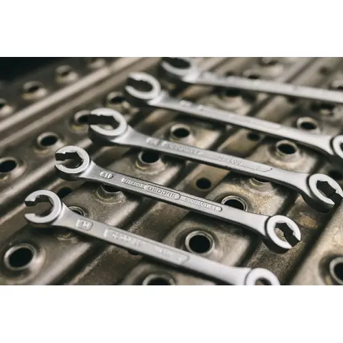 4 25X28 double ring spanner straight UD profile 25x28 mm 4 25X28 double ring spanner straight UD profile 25x28 mm