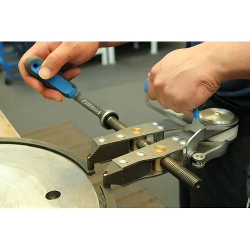 S 8394 JC Pliers set 2 pieces S 8394 JC Pliers set 2 pieces