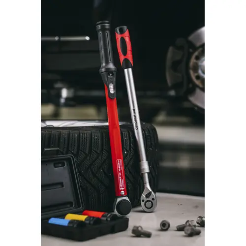 R28100007 Water pump pliers 7" 7-way adjustable R28100007 Water pump pliers 7" 7-way adjustable