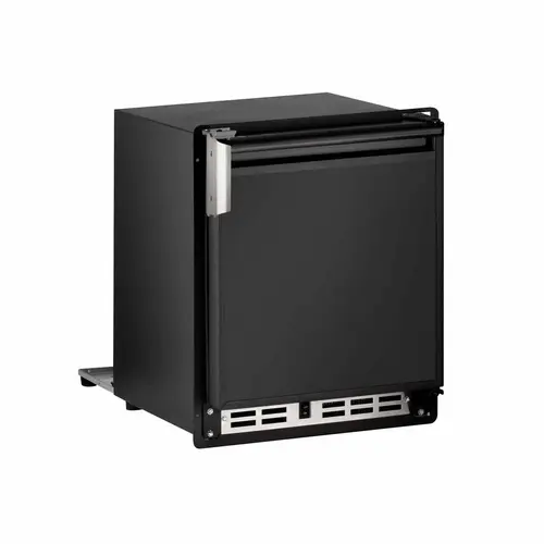 15" Black Marine Crescent Ice Maker, 115V 15" Black Marine Crescent Ice Maker, 115V