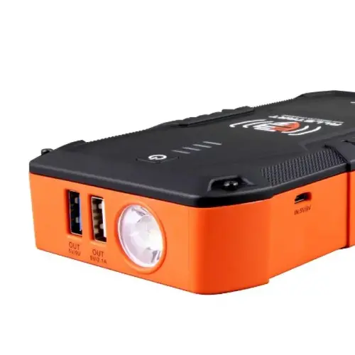 POCKET BOOST STARTER - 300 CRANKING AMPS POCKET BOOST STARTER - 300 CRANKING AMPS