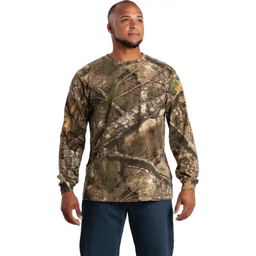Men's Medium Realtree Long Sleeve Pocket Performance T-Shirt Men's Medium Realtree Long Sleeve Pocket Performance T-Shirt