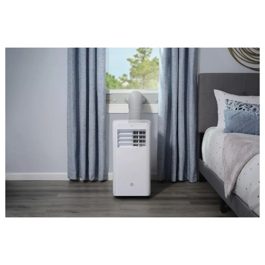 GE 6 100 BTU Portable Air Conditioner APFD06JASW