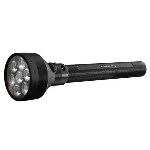 P-Series P21R 12000 Lumen Rechargeable Flashlight with Hard Case P-Series P21R 12000 Lumen Rechargeable Flashlight with Hard Case