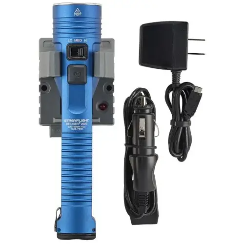 Stinger 2020 - 120/DC 1 Charger BLU Stinger 2020 - 120/DC 1 Charger BLU