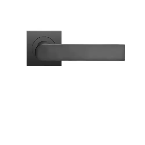 Lever set on rose London Lever set on rose London