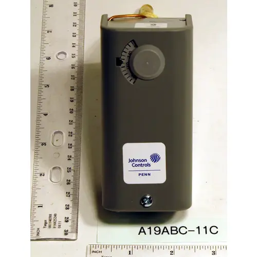 SPDT Immersion Type Aquastat 100-240F Includes 1/2" Well SPDT Immersion Type Aquastat 100-240F Includes 1/2" Well