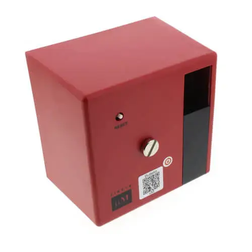 120 Vac 50/60 Hz Chassis with remote reset. 120 Vac 50/60 Hz Chassis with remote reset.
