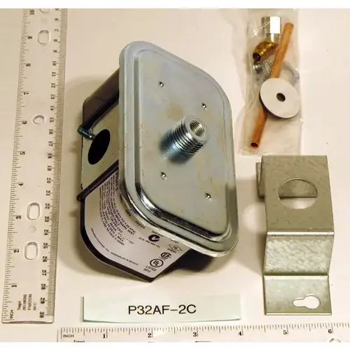 SPDT Sensitive Differential Pressure Control .05/5 WC Adj W/Scale Close Diff; U SPDT Sensitive Differential Pressure Control .05/5 WC Adj W/Scale Close Diff; U