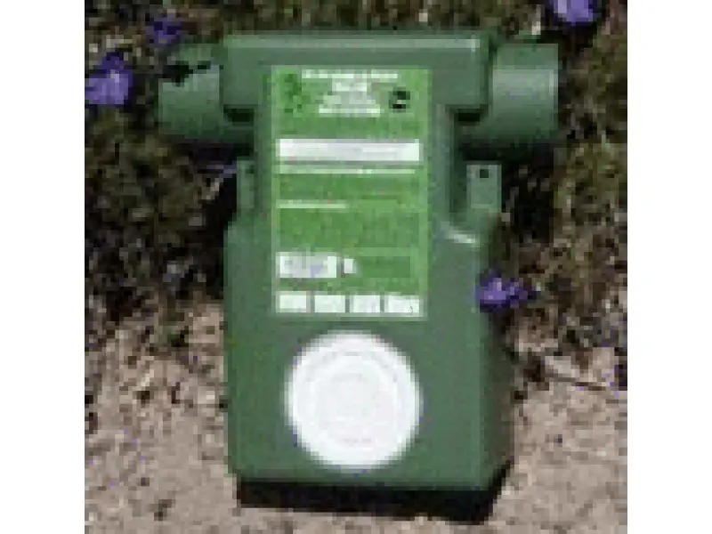 WILCO DISTRIBUTORS INC Refillable Rat & Mouse Bait Station 39001 WILCO DISTRIBUTORS INC Refillable Rat & Mouse Bait Station 39001
